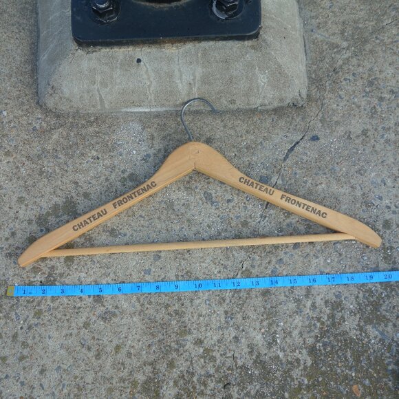 Vintage Chateau Frontenac Wood Hanger - Picture 8 of 11